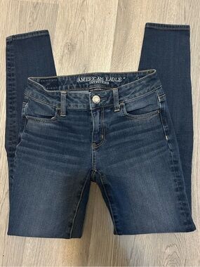 AE Dark Wash Super Stretch Jeggings | Size 0